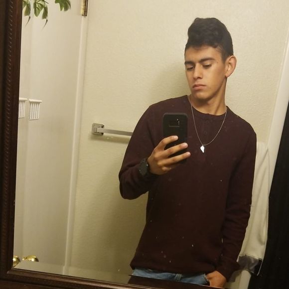 Meet your Posher, José - Picture 1 of 1